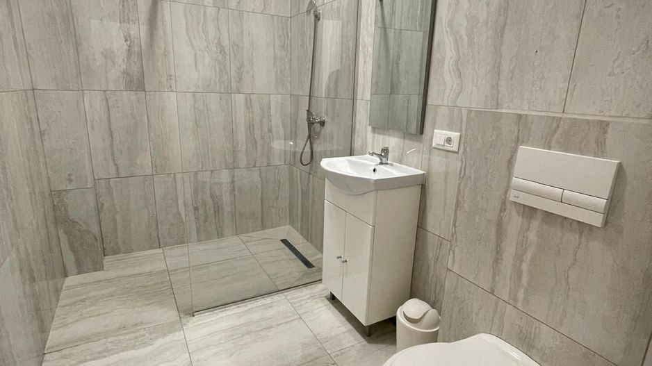 Giroc-Eso | De Inchiriat | 1 Camera | Mobilat si Utilat | Loc de parcare - Poză 7