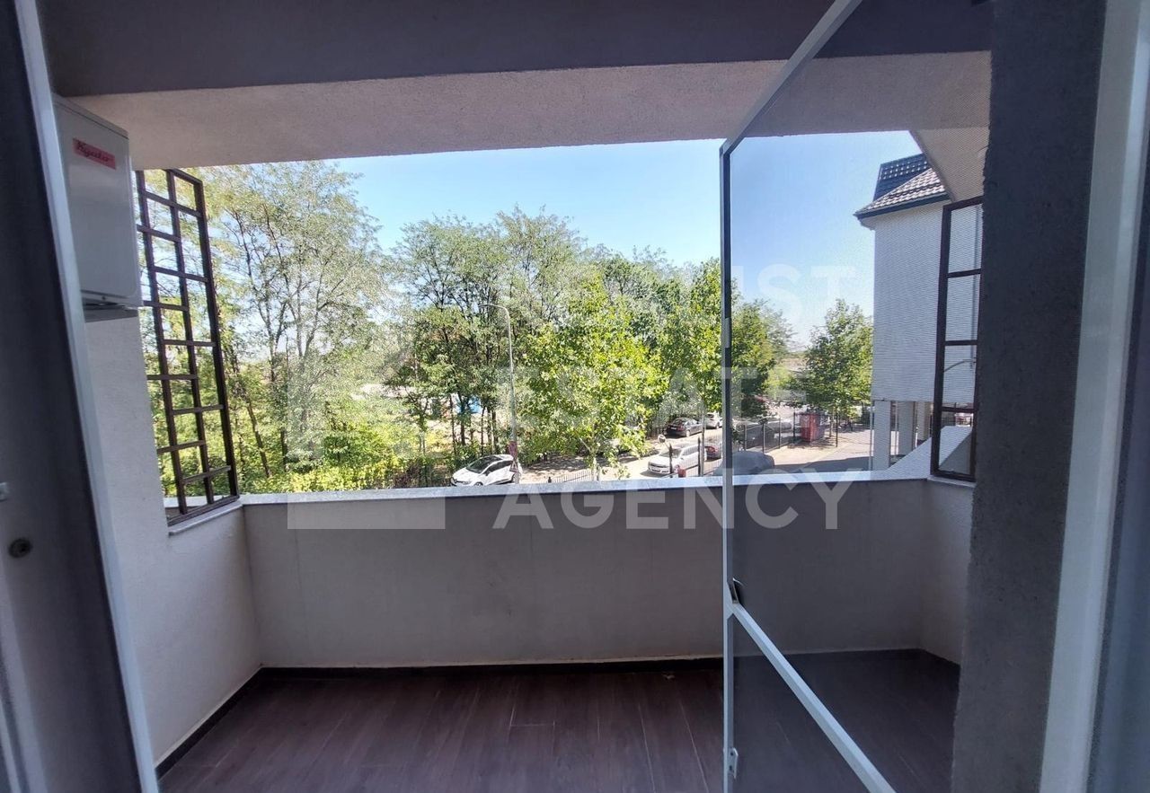 Vânzare, apartament 2 camere în zona Drumul Taberei - Poză 9