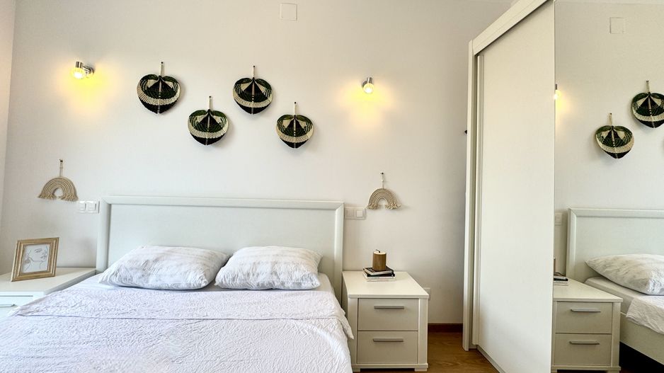 Apartament de închiriat 2 camere - vedere pădure - Poză 2