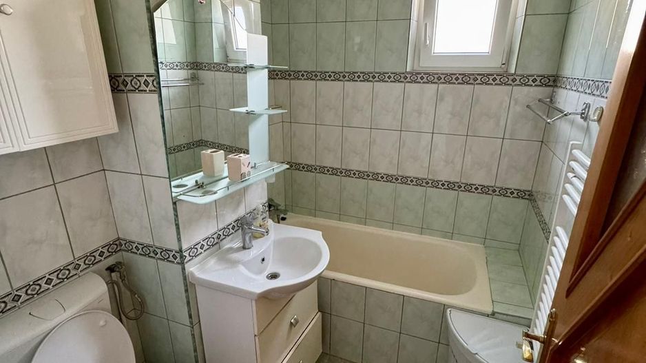 Apartament cu 2 camere de inchiriat in zona Cetate Alba Iulia - Poză 7