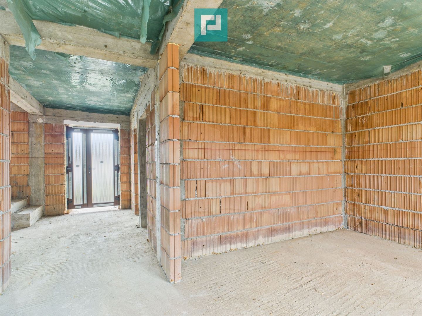 Duplex confortabil și retras în Chisoda - Poză 18