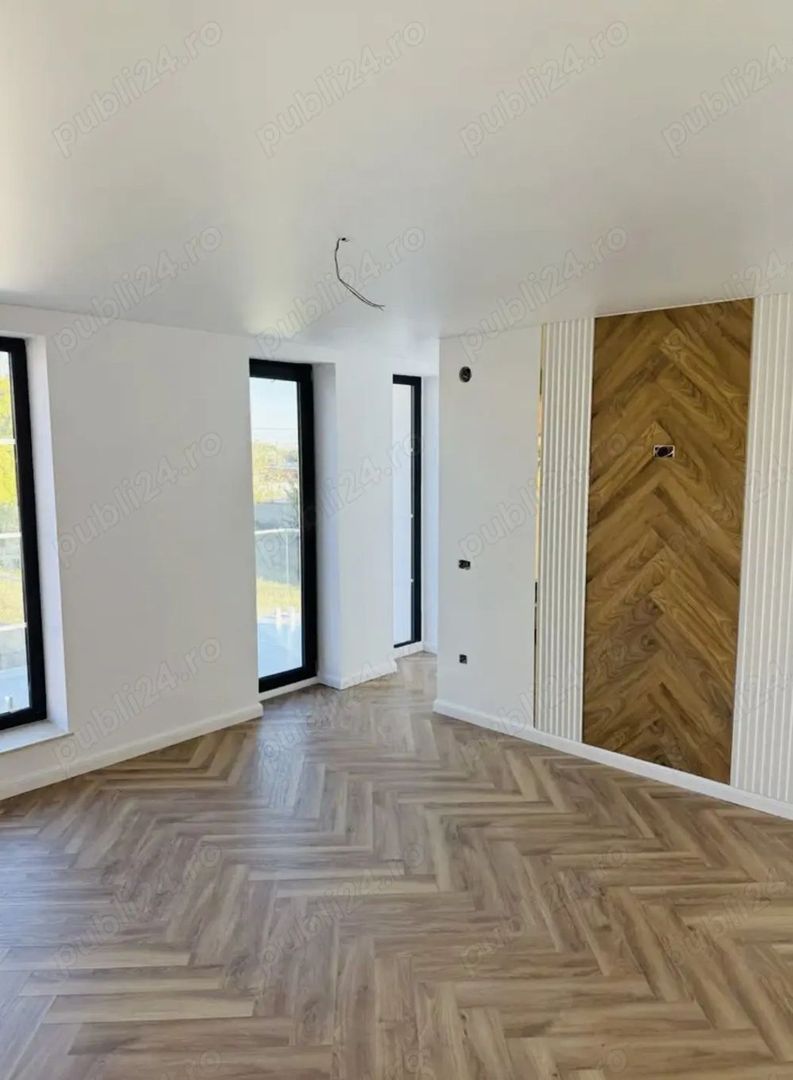 Casa  modernă P+1 zona Nord - Poză 8