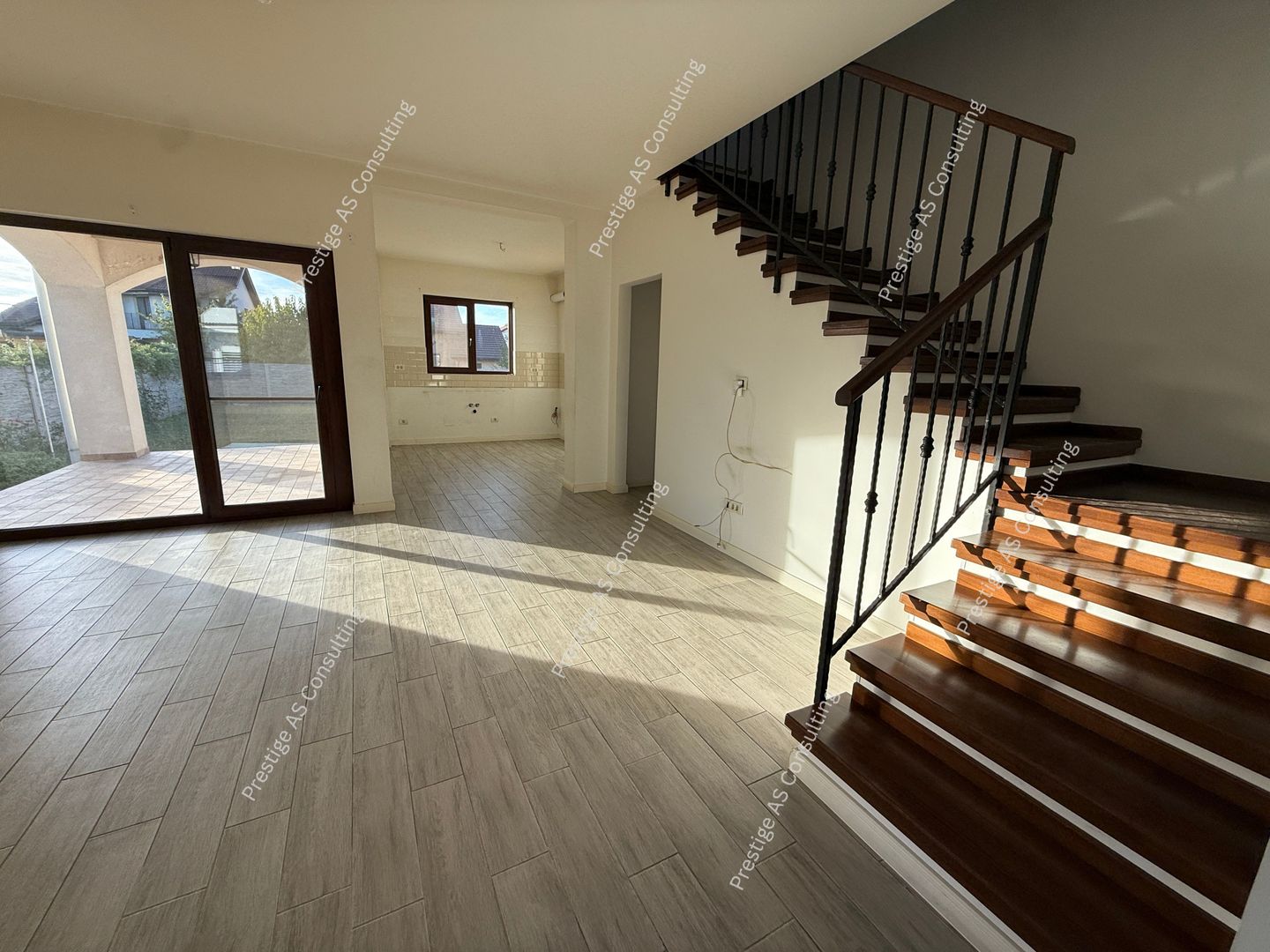 Duplex nemobilat | 4 camere+3 bai | 350mp Teren- Ikea-Dumbravita - Poză 3