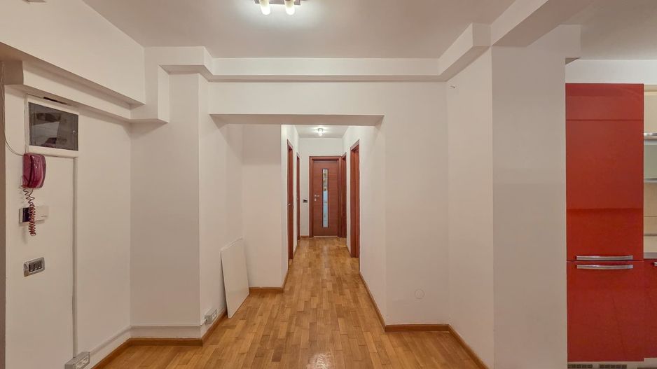 Apart 3 camere birouri stradal Bulevardul Unirii colt Nerva Traian - Poză 9