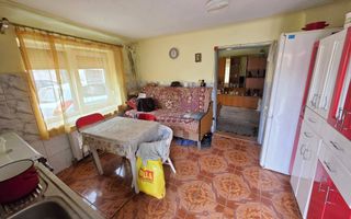 Casă veche cu 3 camere, 259 mp teren, la asfalt, zona Prefectura - Poză 9