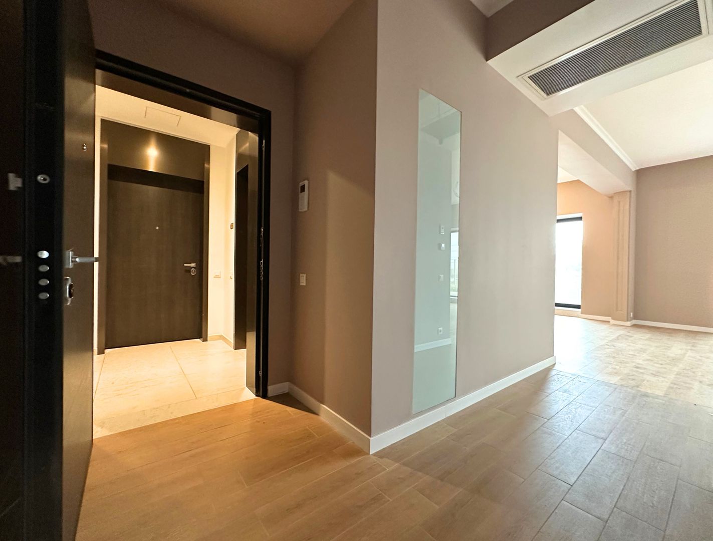 Închiriere apartament 4 camere cu grădină proprie ONE Verdi - Poză 43