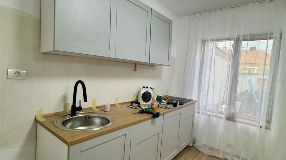 Apartament 3 camere la curte - Poză 5