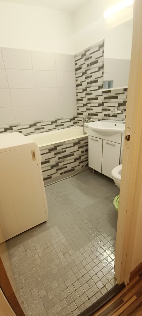 AP. 2 CAMERE-13 SEPTEMBRIE, BLOC REABILITAT, BUCATARIE INCHISA, MODERN - Poză 13
