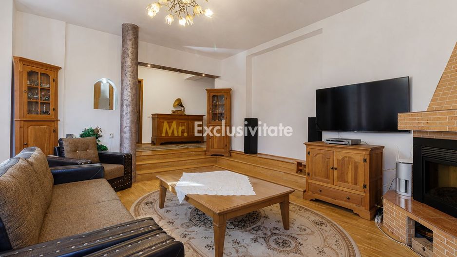 Vilă individuală cu 5 camere, piscină și curte generoasă | Mogoșoaia - Poză 3