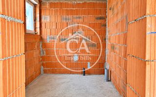 Casă de vânzare cu 4 camere in cartierul Bălcescu, Oradea - Poză 8