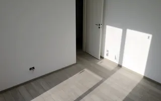 Apartament nou cu parcare - Poză 12