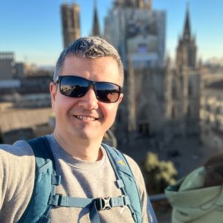 Florin Cogean - Agentia Imobiliara Familia