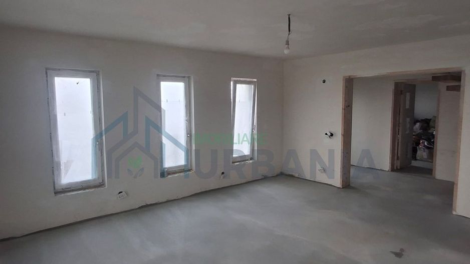 Vând casă P+M (2020) cu teren 1500m, Țigănași stradă principală - Poză 6