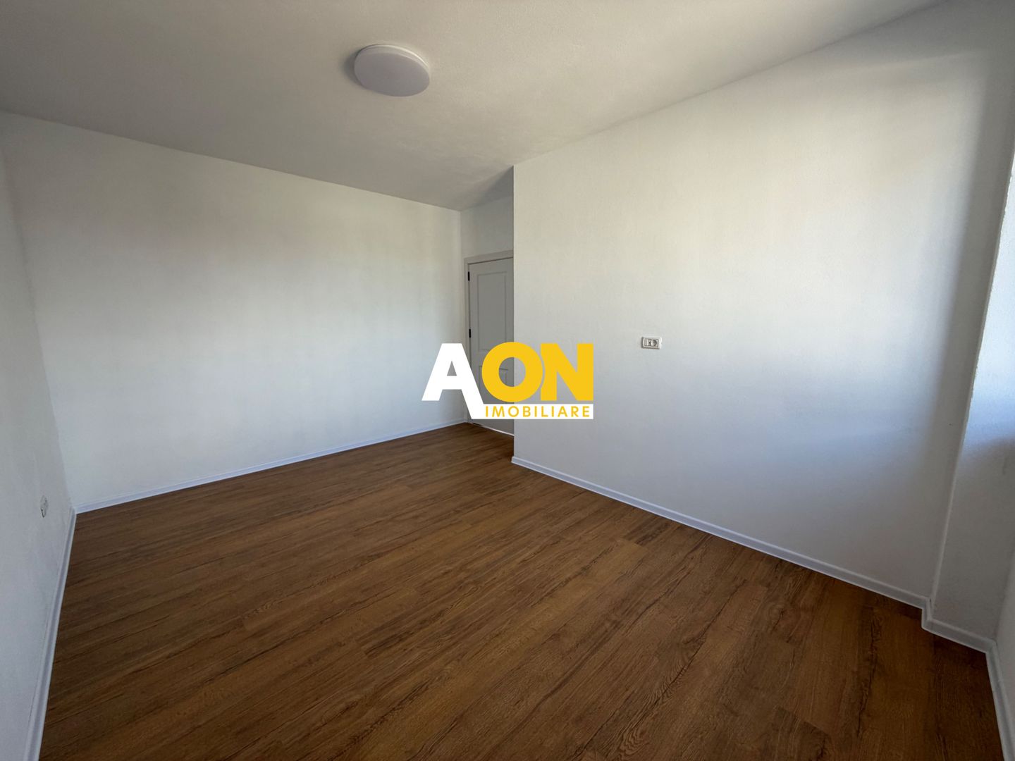 Apartament 3 Camere | Bloc Nou | 2 Băi | 72mp - Poză 4