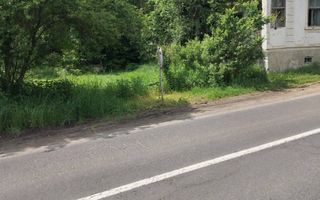 Casa demolabila si teren - Poză 3
