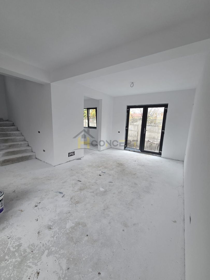 Vila individuala 4 camere finisaje la alegere Str Martisor - Poză 3