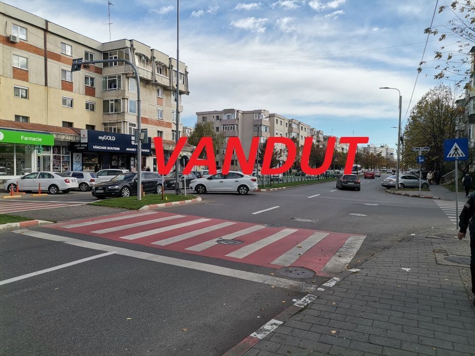 Vanzare apartament decomandat, Exercitiu - Vasile Lupu, stradal - Poză 1