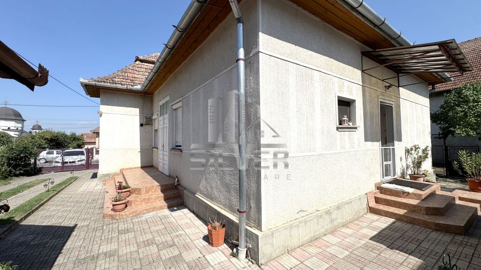 Casa cu 4 camere/teren 396mp/Garaj/Str.Stefan Augustin. - Poză 4