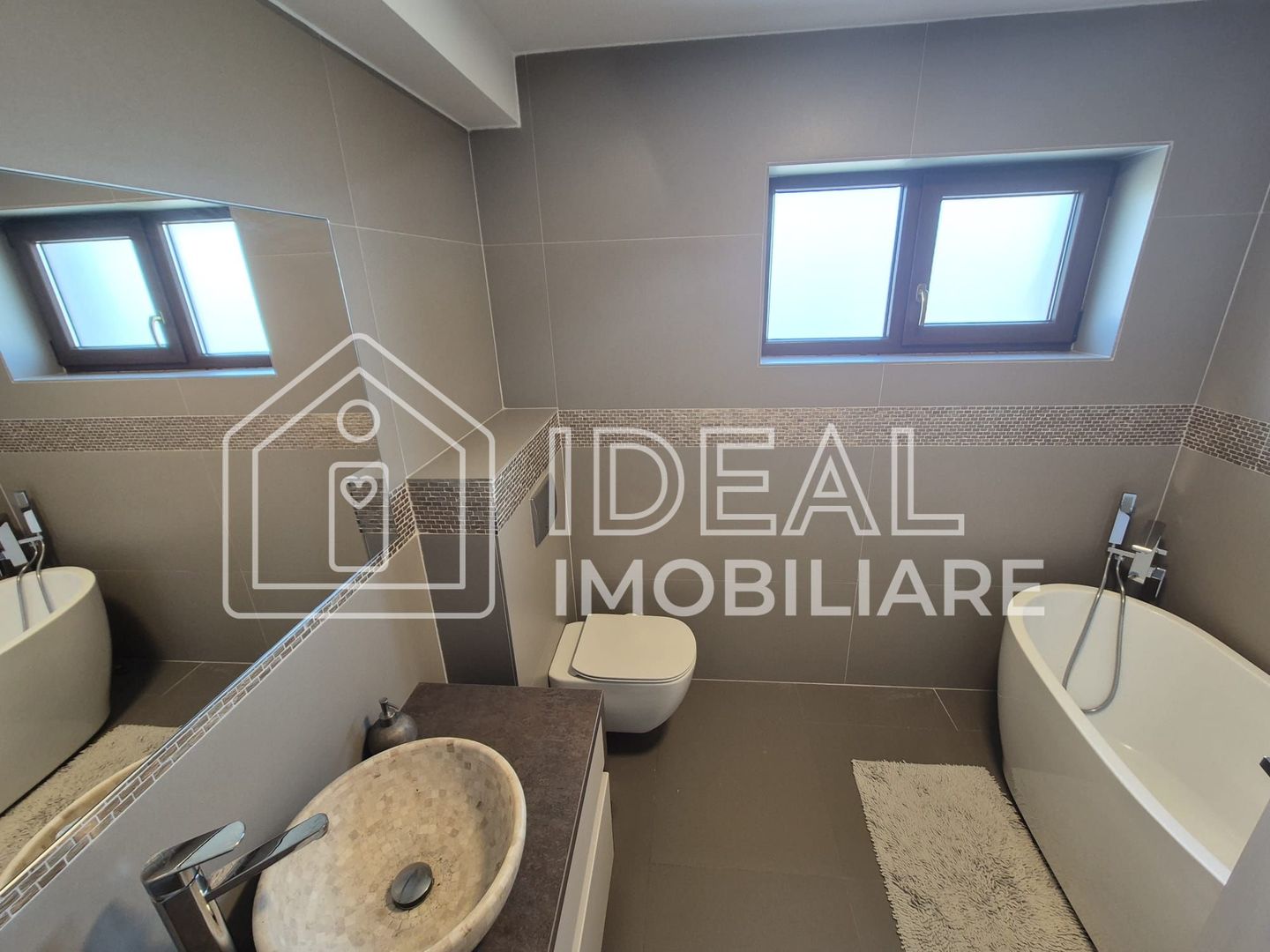 Casă tip duplex de închiriat în Șelimbăr | 121mpu și 140 mp curte - Poză 11