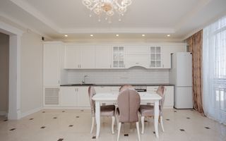 Chirie, apartament, 3 camere, Strada Bernardazzi, Centru - Poză 10