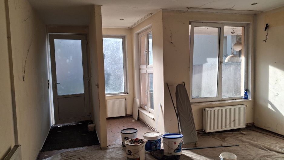 Casa RENOVATA partial 8 cam 6 ari 550mp garaj ANA IPATESCU. - Poză 27