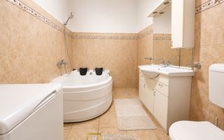 Vânzare apartament 2 camere ultracentral (în curte la McDonalds) - Poză 6