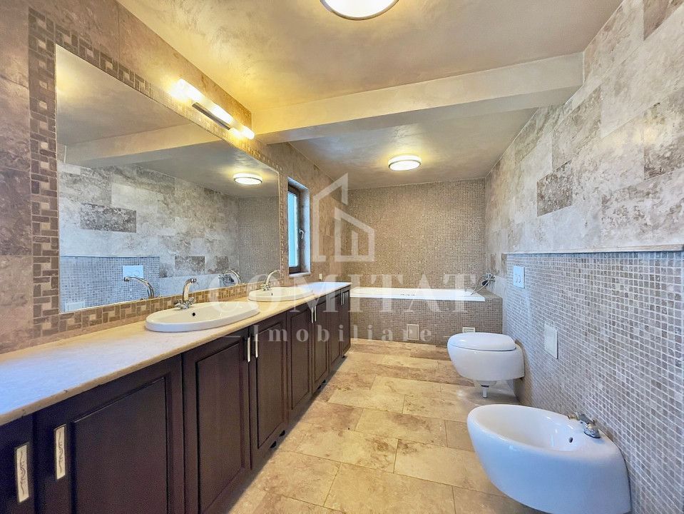 Vilă cu 6 camere de închiriat în cartierul Faget - Poză 12