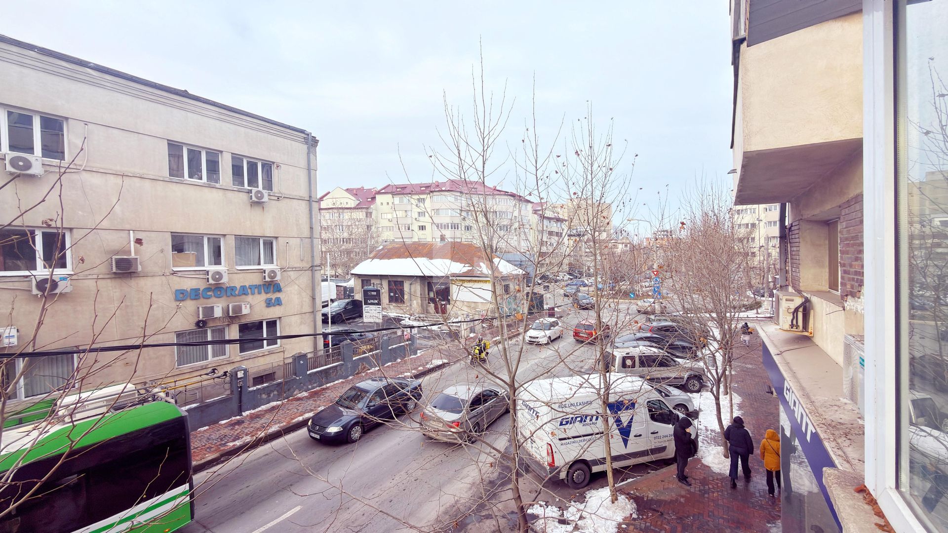 Sector 3  Unirii 2 camere centrala proprie et 1/4 bloc 1996 - Poză 3