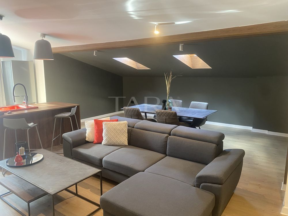 Nou, mobilat, nelocuit, apartament 3 camere. Garaj și boxă. Floresti. - Poză 3