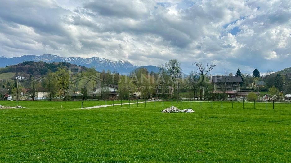 Comision 0%! Teren de vanzare in Moieciu de Jos langa cofetaria Panner - Poză 1