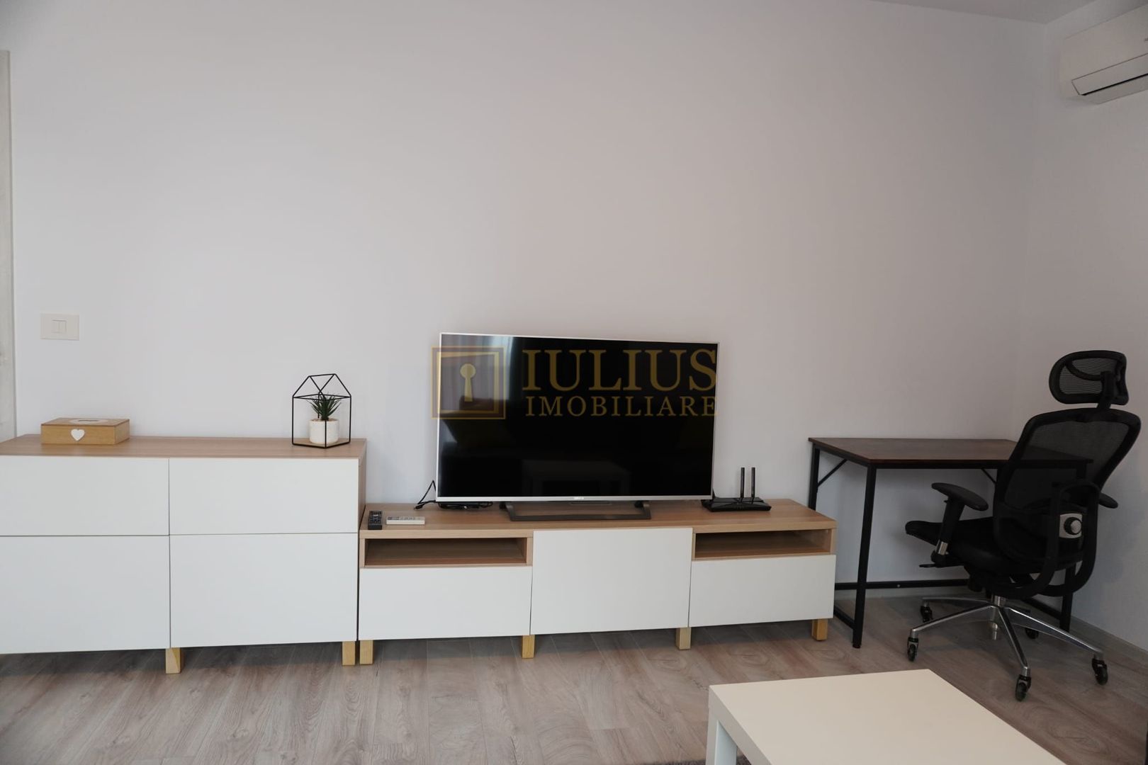 2 camere | Ansamblul Rezidențial Iris – Zona Torontalului | loc parcare acoprit - Poză 2