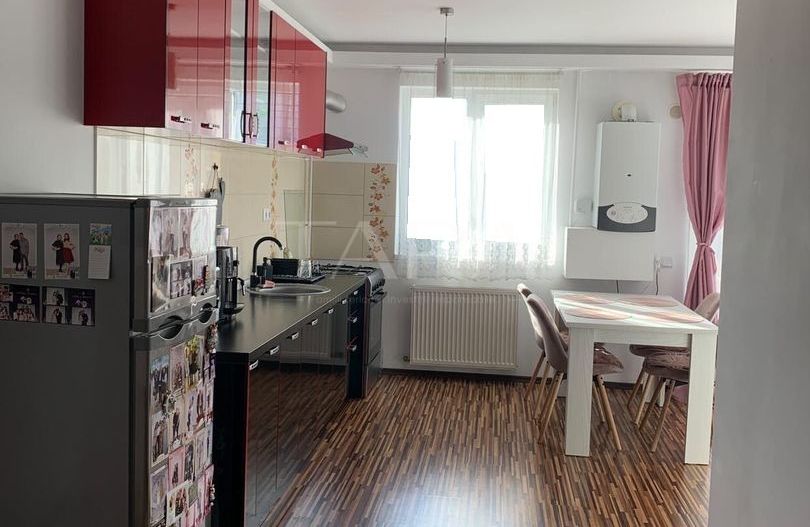 Apartament cu 3 Camere, Mobilat și Utilat, în Floresti. - Poză 3