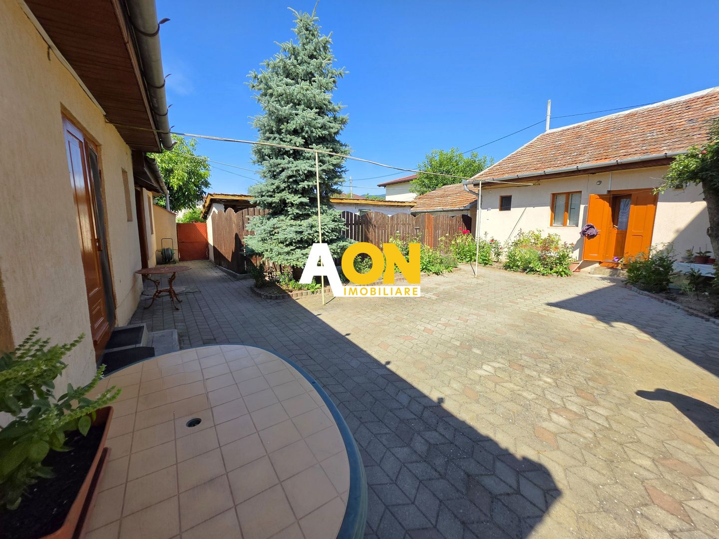 Casa 5 camere, S+P+1E, 1475 mp teren, zona Centru - Poză 4