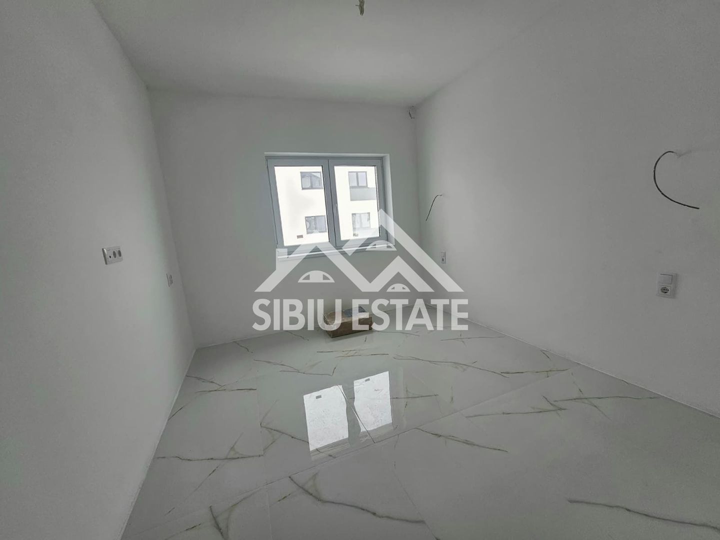 Apartament 2 camere decomandate, etaj 1 - Poză 2