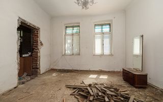 Piata Victoriei Mihalache stradal Corp Casa monument curte comuna - Poză 3