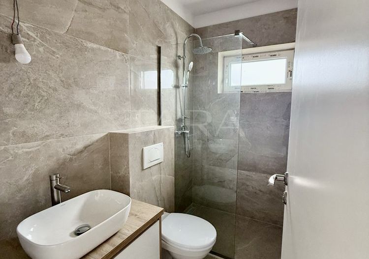 Apartament 3 camere în Florești, cu loc de parcare și gradină. - Poză 5