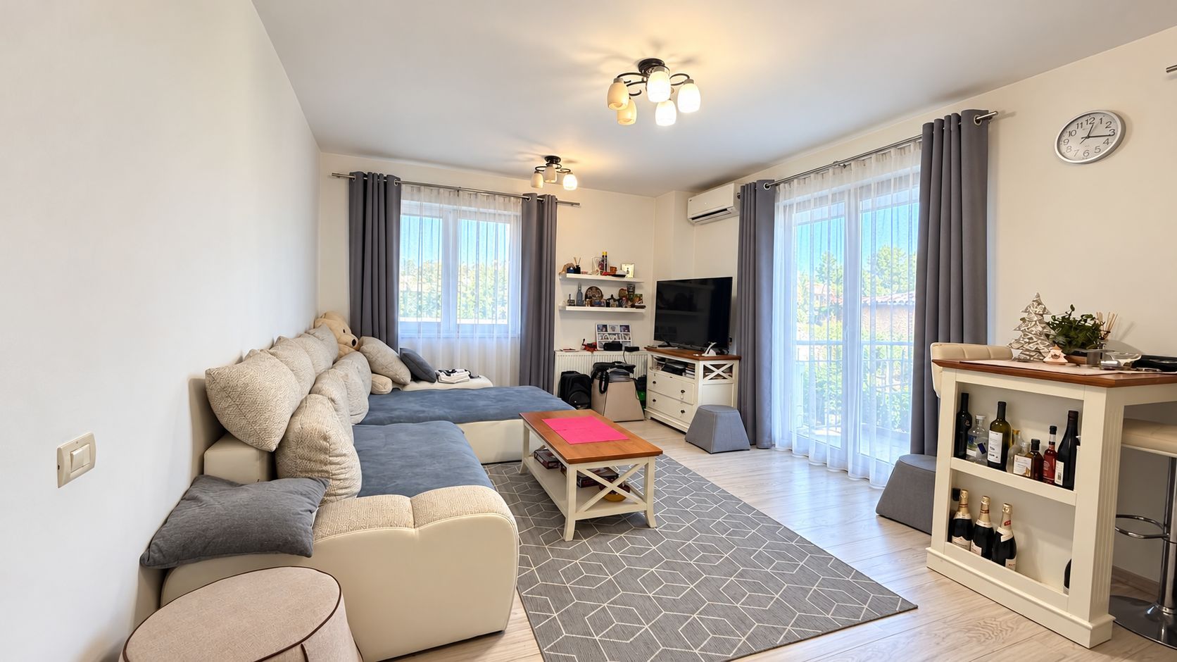 Soarelui  | 2 Camere | Lift | Mobilat si Utilat - Poză 1