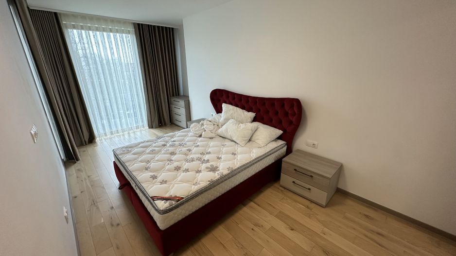 Apartament bloc nou 4 camere - parcare subterana - Poză 10