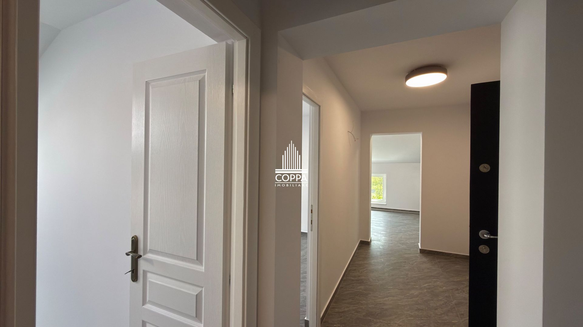 Apartament 3 camere NOU! Zona foarte liniștită! - Poză 9