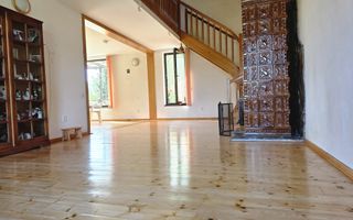 Casa de vacanta in inima padurii, 150 mp/utili, teren 1960 mp, Vulcan - Poză 14