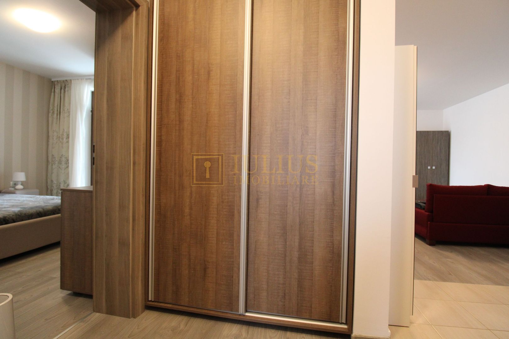 3 camere in Dumbravita; et II, str Rozelor, cartier deosebit. - Poză 11