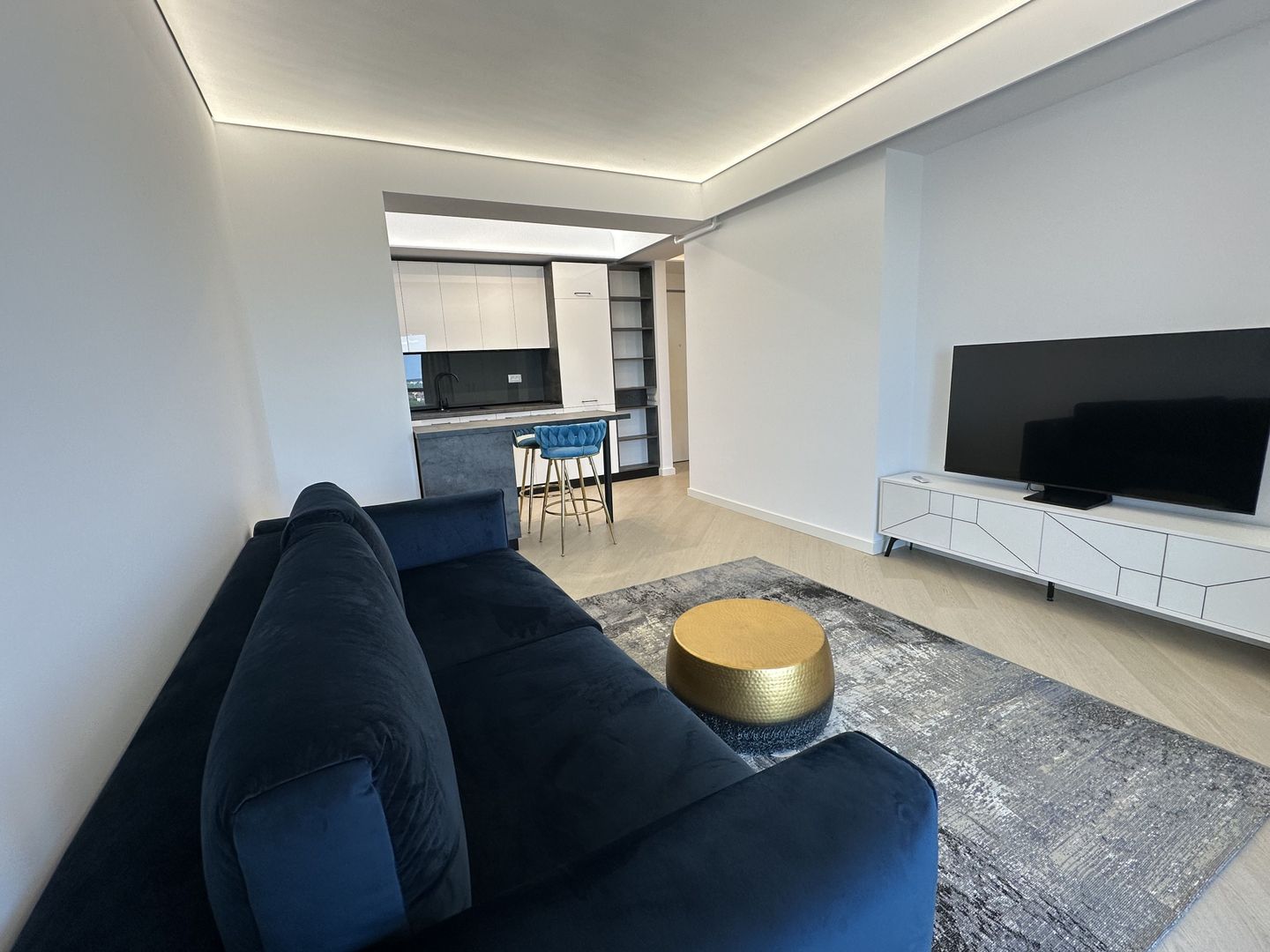 Apartament 2 camere de inchiriat  | Cortina North - Poză 1