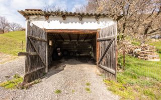 Domeniu de 6.500 mp teren+casa parinteasca,in magia Bucegilor,Moieciu, Brasov. - Poză 8