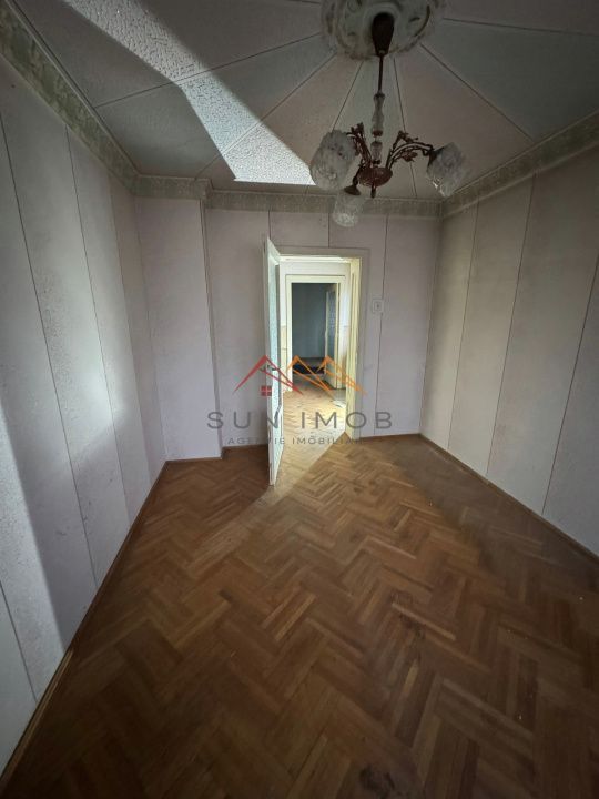 Casa D+P+E, an 1980, teren 285 m2, zona foarte buna, Campina, Prahova - Poză 9