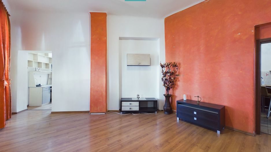 Clădire cu două apartamente zonă centrală - Poză 7