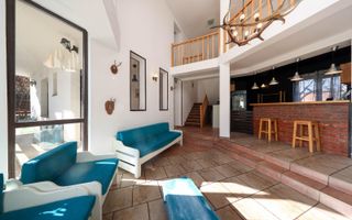 Vilă spațioasă de vânzare în Predeluț, Bran | 2000mp - Poză 6