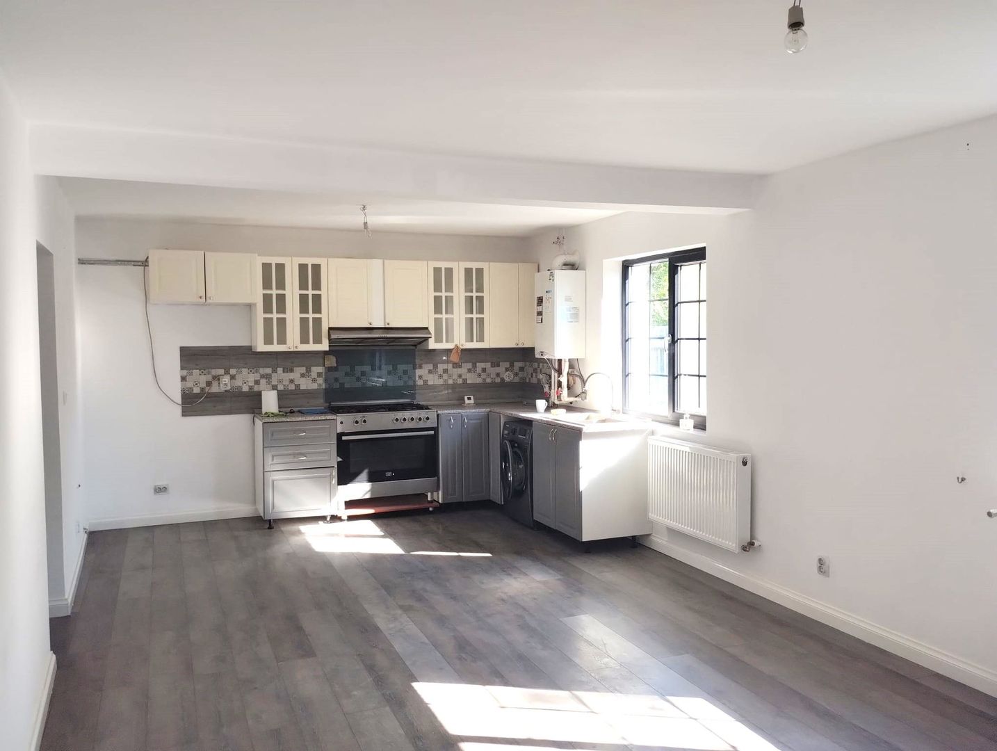 Casa individuala unde confortul întâlnește liniștea! - Poză 5