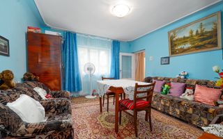 Casă în Roman, din cărămidă - Poză 4