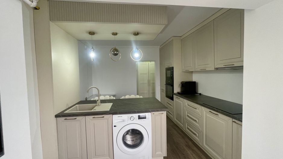 Apartament 3 camere | LUX | Ultracentral | Etaj 2 | Bloc cu lift - Poză 12