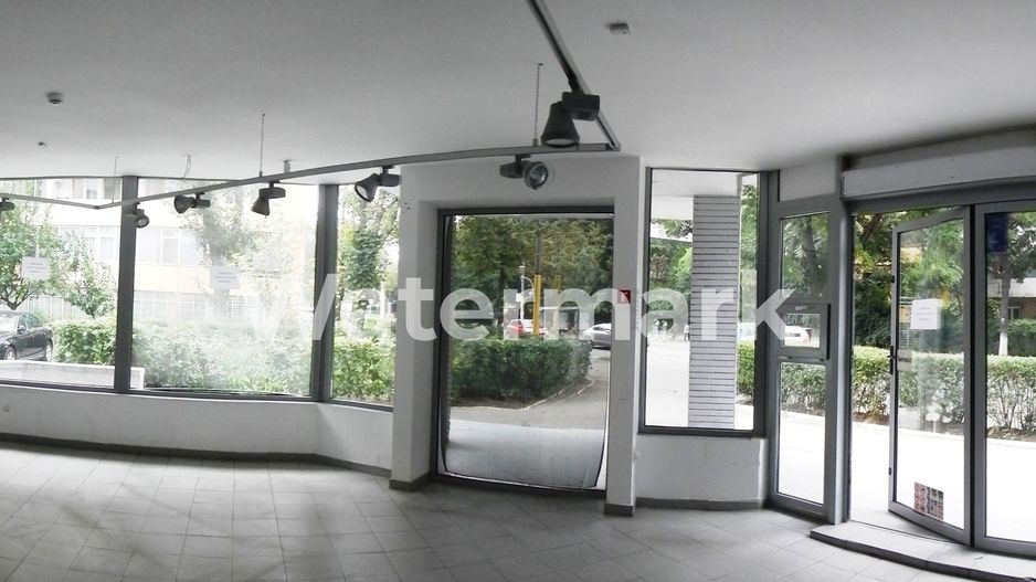 Spatiu comercial de inchiriat ultracentral - Poză 3